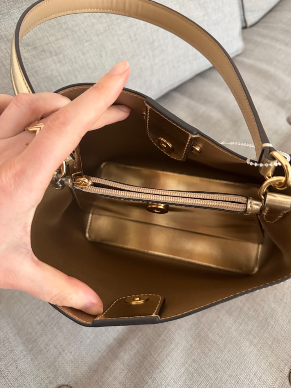 Michael Kors Gold Saffiano Leather Shoulder Bag Pratt - Picture 6 of 9
